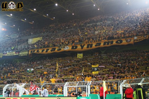 Mehr als 10.000 Dynamo-Fans waren beim Pokalspiel in Dortmund dabei (Quelle: Ultras Dynamo)