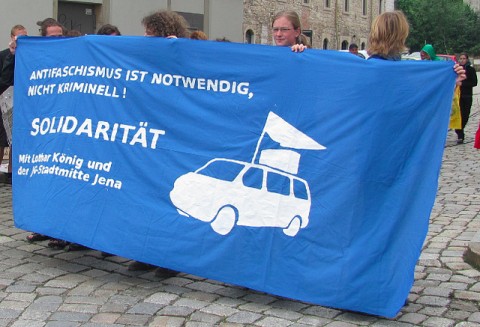 Solidaritätstransparent für Lothar König (Quelle: flickr.com/photos/haskala/)