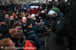 Sitzblockade mehrer Abgeordneter am 19. Februar in Dresden (Quelle: flickr.com/photos/kietzmann/)